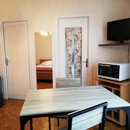 Appartement Le Jasmin - Paisible , Quartier Tranquille ! Mae-6724